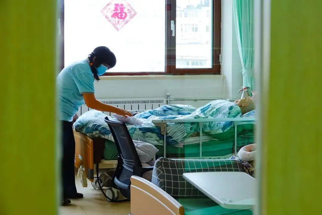 老年护理专业成为社会热点，这个专业为何如此重要？